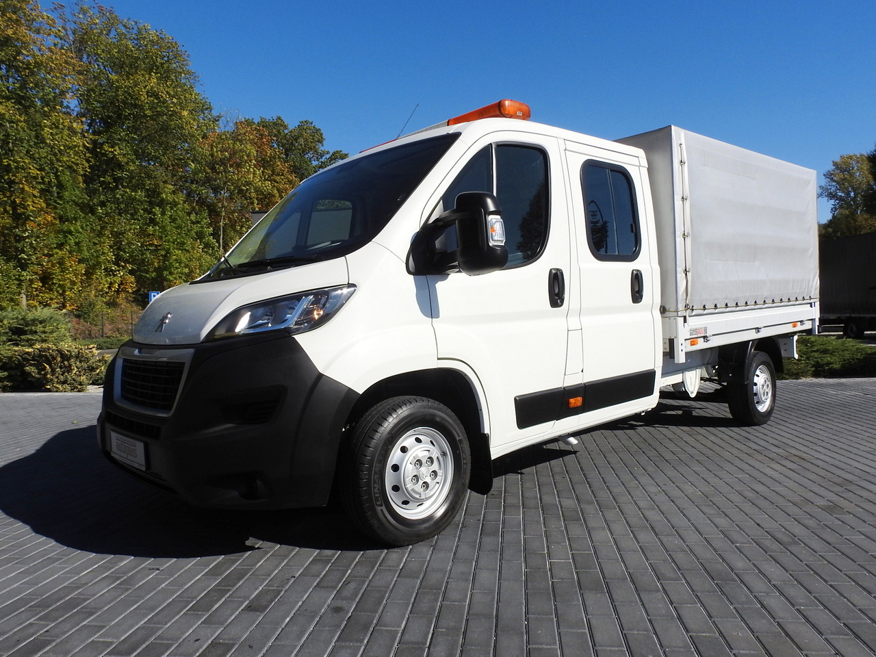 Utilitaire double cabine PEUGEOT BOXER STAKE BODY DOUBLE CABIN DOKA 7 SEATS AIR CONDITIONING  140HP: photos 19