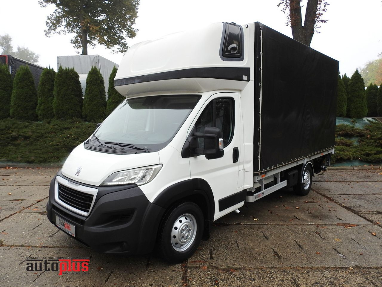 PEUGEOT BOXER TARPAULIN LIFT 8 PALLETS WEBASTO LED LIGHTS AIR CONDITIONING 165HP - Utilitaire rideaux coulissants (PLSC): photos 1 PEUGEOT BOXER TARPAULIN LIFT 8 PALLETS WEBASTO LED LIGHTS AIR CONDITIONING 165HP - Utilitaire rideaux coulissants (PLSC): photos 1