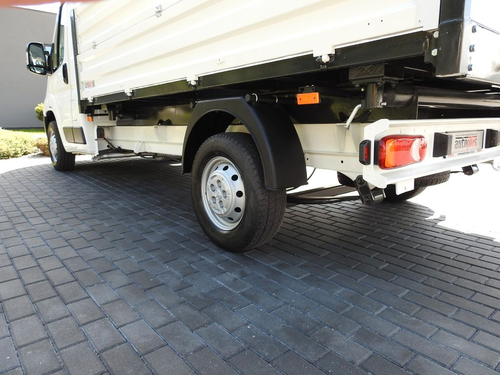 Utilitaire benne Peugeot BOXER DREISEITENKIPPER KLIMAANLAGE 130PS: photos 17