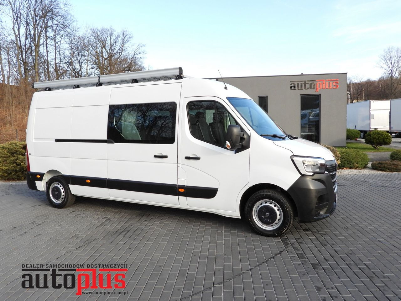 RENAULT MASTER BOX DELIVERY VAN 7 SEATS CRUISE CONTROL NAVIGATION LED LIGHTS AIR CONDITIONING 180HP - Fourgon utilitaire: photos 1 RENAULT MASTER BOX DELIVERY VAN 7 SEATS CRUISE CONTROL NAVIGATION LED LIGHTS AIR CONDITIONING 180HP - Fourgon utilitaire: photos 1