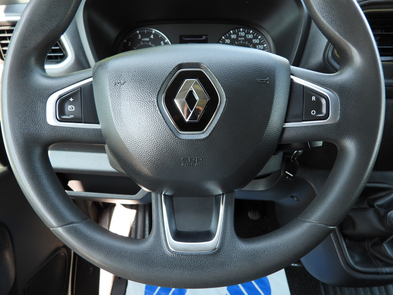 RENAULT MASTER  BOX LIFT 8 PALLETS CRUISE CONTROL LED LIGHTS AIR CONDITIONING  165HP en crédit-bail RENAULT MASTER  BOX LIFT 8 PALLETS CRUISE CONTROL LED LIGHTS AIR CONDITIONING  165HP: photos 31 RENAULT MASTER  BOX LIFT 8 PALLETS CRUISE CONTROL LED LIGHTS AIR CONDITIONING  165HP en crédit-bail RENAULT MASTER  BOX LIFT 8 PALLETS CRUISE CONTROL LED LIGHTS AIR CONDITIONING  165HP: photos 31