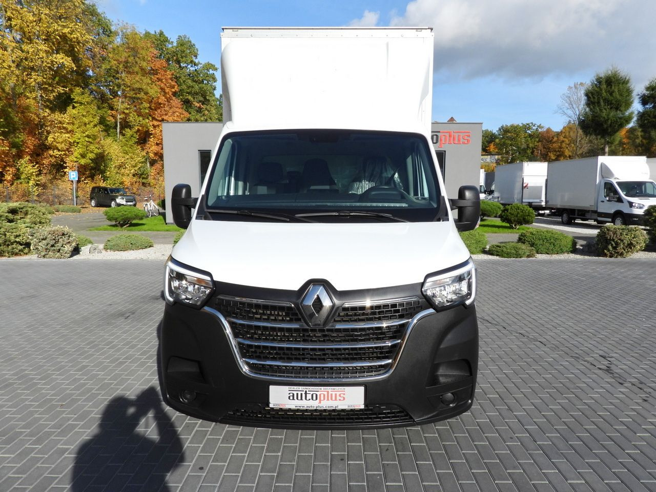 RENAULT MASTER BOX LIFT 8 PALLETS CRUISE CONTROL LED LIGHTS TWIN WHEELS AIR CONDITIONING 145HP - Fourgon grand volume: photos 5 RENAULT MASTER BOX LIFT 8 PALLETS CRUISE CONTROL LED LIGHTS TWIN WHEELS AIR CONDITIONING 145HP - Fourgon grand volume: photos 5