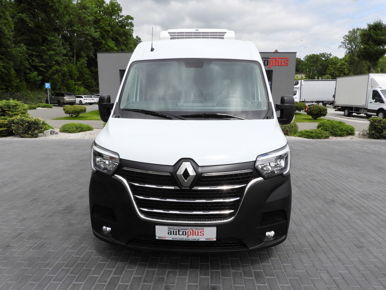 RENAULT MASTER REFRIGERATOR VAN -5*C CRUISE CONTROL NAVIGATION LED LIGHTS AIR CONDITIONING 135HP - Utilitaire frigorifique: photos 5 RENAULT MASTER REFRIGERATOR VAN -5*C CRUISE CONTROL NAVIGATION LED LIGHTS AIR CONDITIONING 135HP - Utilitaire frigorifique: photos 5