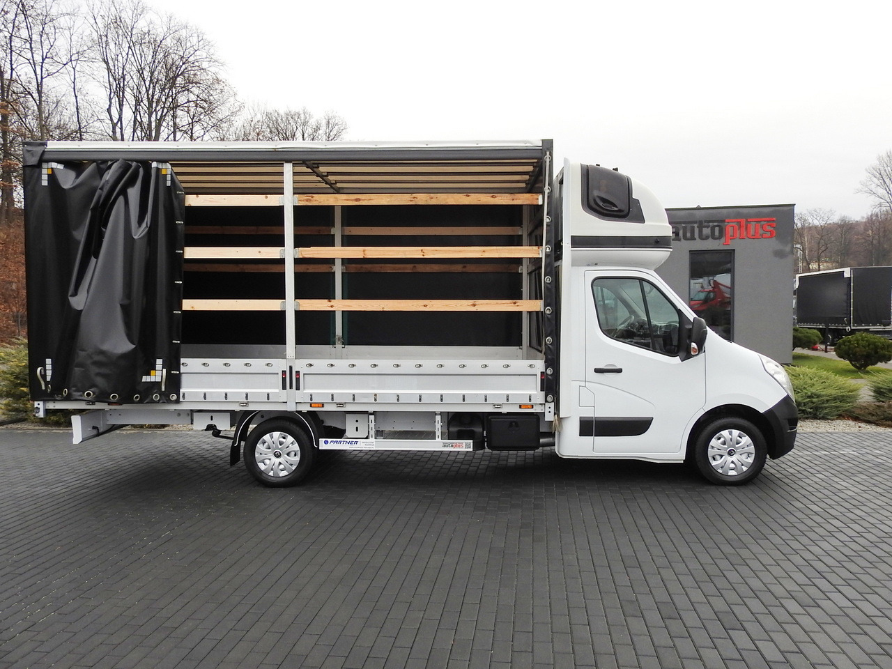 Utilitaire rideaux coulissants (PLSC) RENAULT MASTER TARPAULIN 10 PALLETS WEBASTO CRUISE CONTROL AIR CONDITIONING  170HP: photos 8