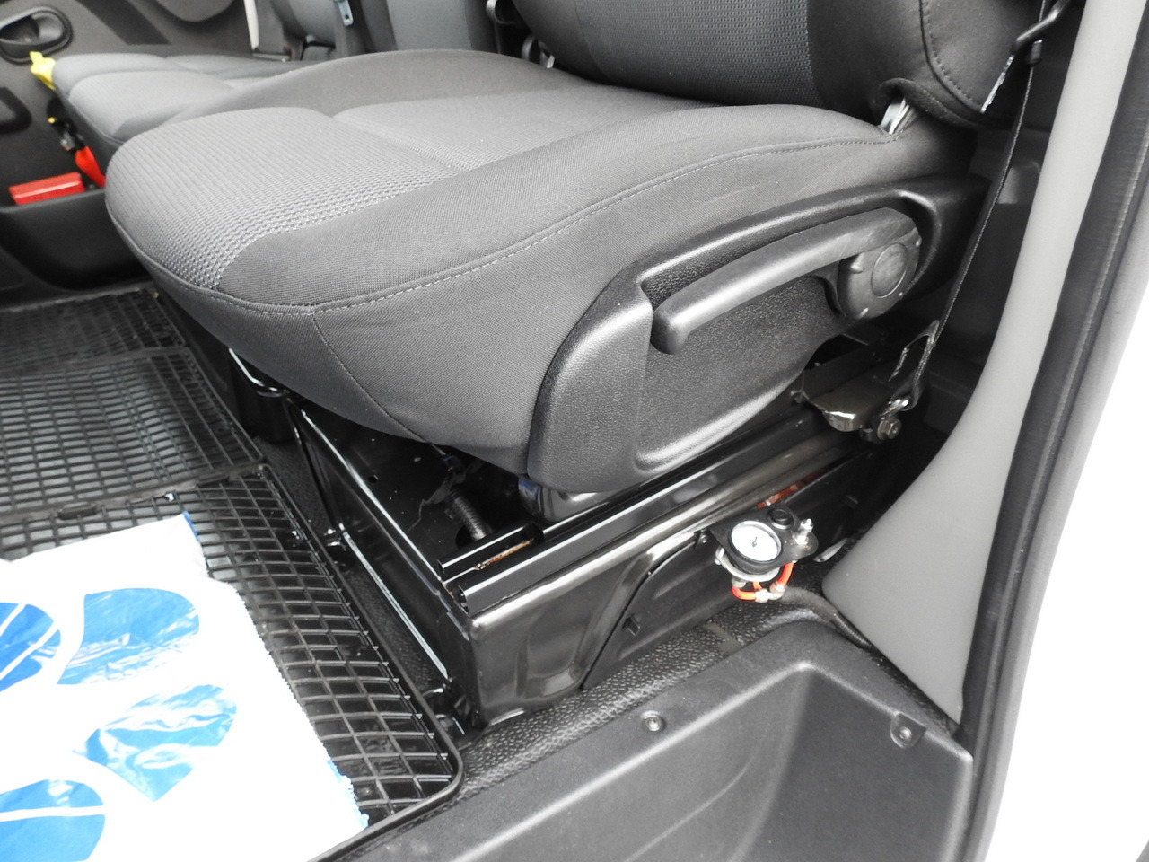Utilitaire rideaux coulissants (PLSC) RENAULT MASTER TARPAULIN 10 PALLETS WEBASTO CRUISE CONTROL AIR CONDITIONING LED LIGHTS PNEUMATICS  165HP: photos 31