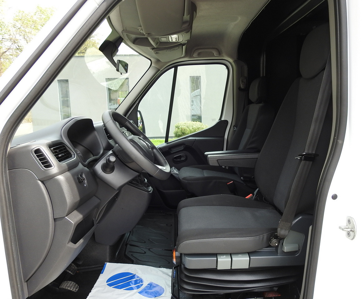 Utilitaire rideaux coulissants (PLSC) RENAULT MASTER TARPAULIN 10 PALLETS WEBASTO CRUISE CONTROL AIR CONDITIONING LED LIGHTS PNEUMATICS  165HP: photos 28