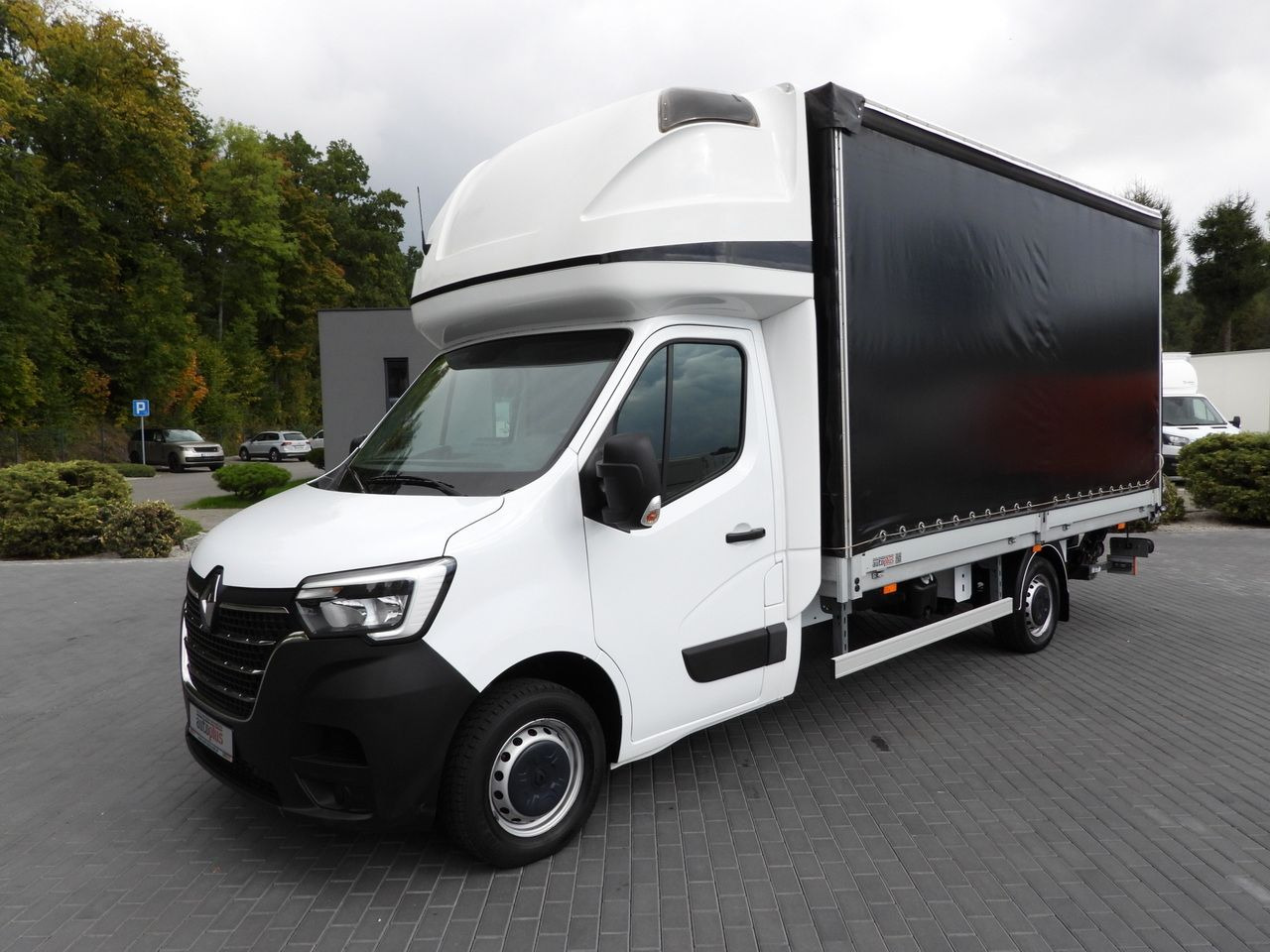 Utilitaire rideaux coulissants (PLSC) RENAULT MASTER TARPAULIN LIFT 9 PALLETS WEBASTO CRUISE CONTROL LED LIGHTS PNEUMATICS AIR CONDITIONING  165HP: photos 19