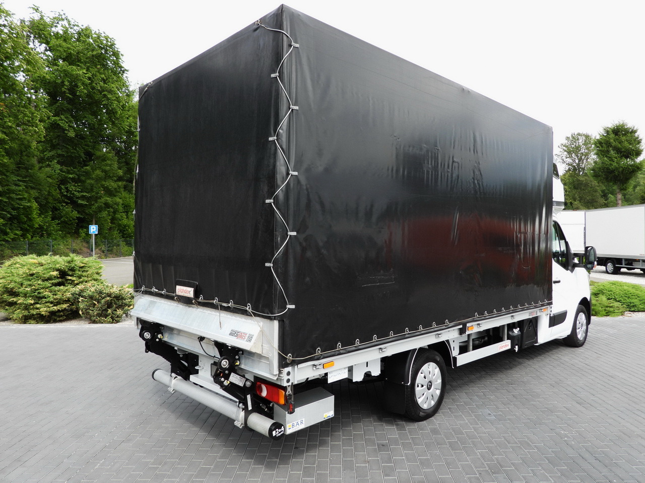 RENAULT MASTER TARPAULIN LIFT 9 PALLETS WEBASTO CRUISE CONTROL LED LIGHTS PNEUMATICS AIR CONDITIONING 165HP - Utilitaire rideaux coulissants (PLSC): photos 3 RENAULT MASTER TARPAULIN LIFT 9 PALLETS WEBASTO CRUISE CONTROL LED LIGHTS PNEUMATICS AIR CONDITIONING 165HP - Utilitaire rideaux coulissants (PLSC): photos 3