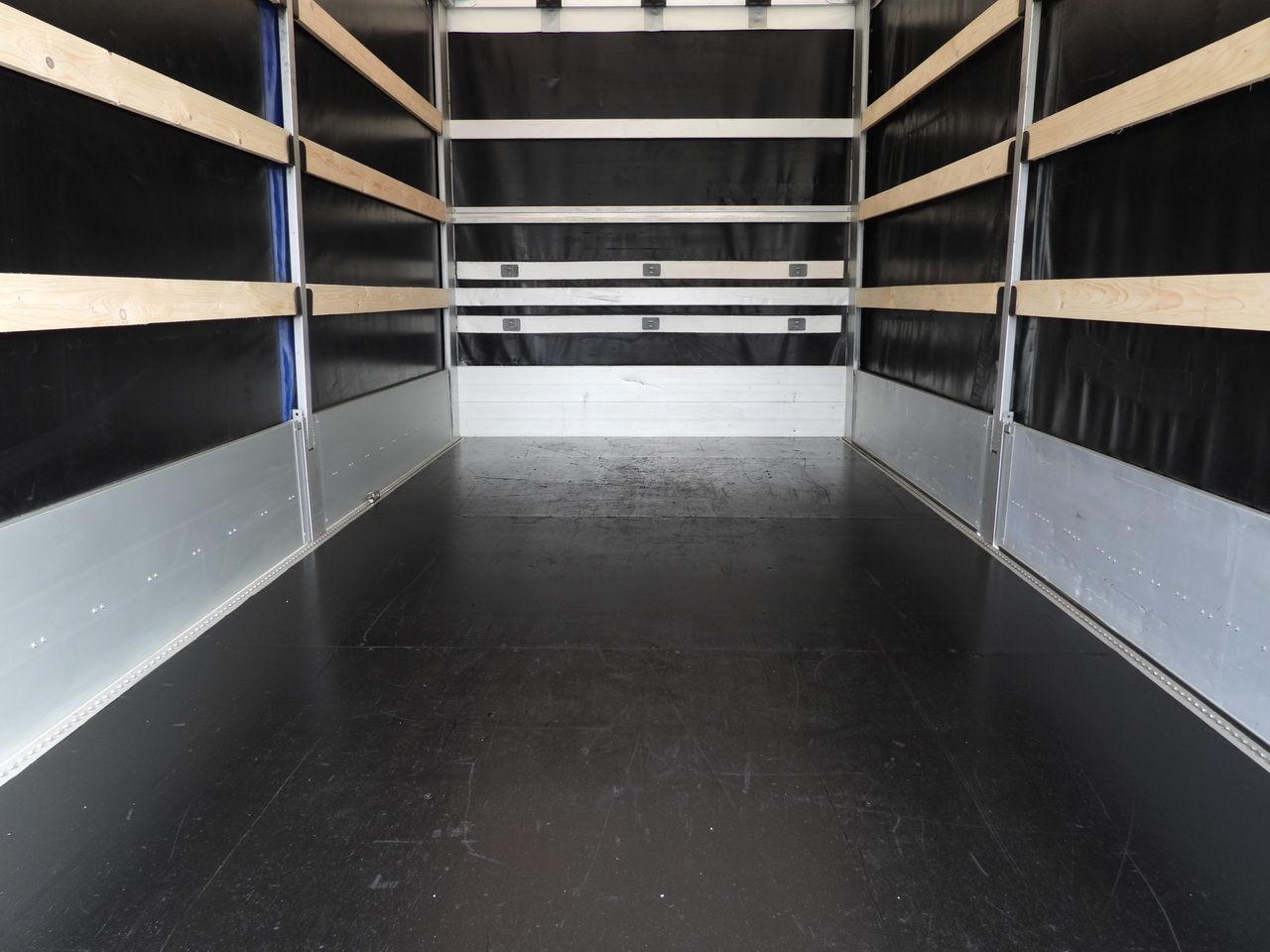 Utilitaire rideaux coulissants (PLSC) RENAULT MASTER TARPAULIN LIFT 9 PALLETS WEBASTO CRUISE CONTROL LED LIGHTS PNEUMATICS AIR CONDITIONING  165HP: photos 13