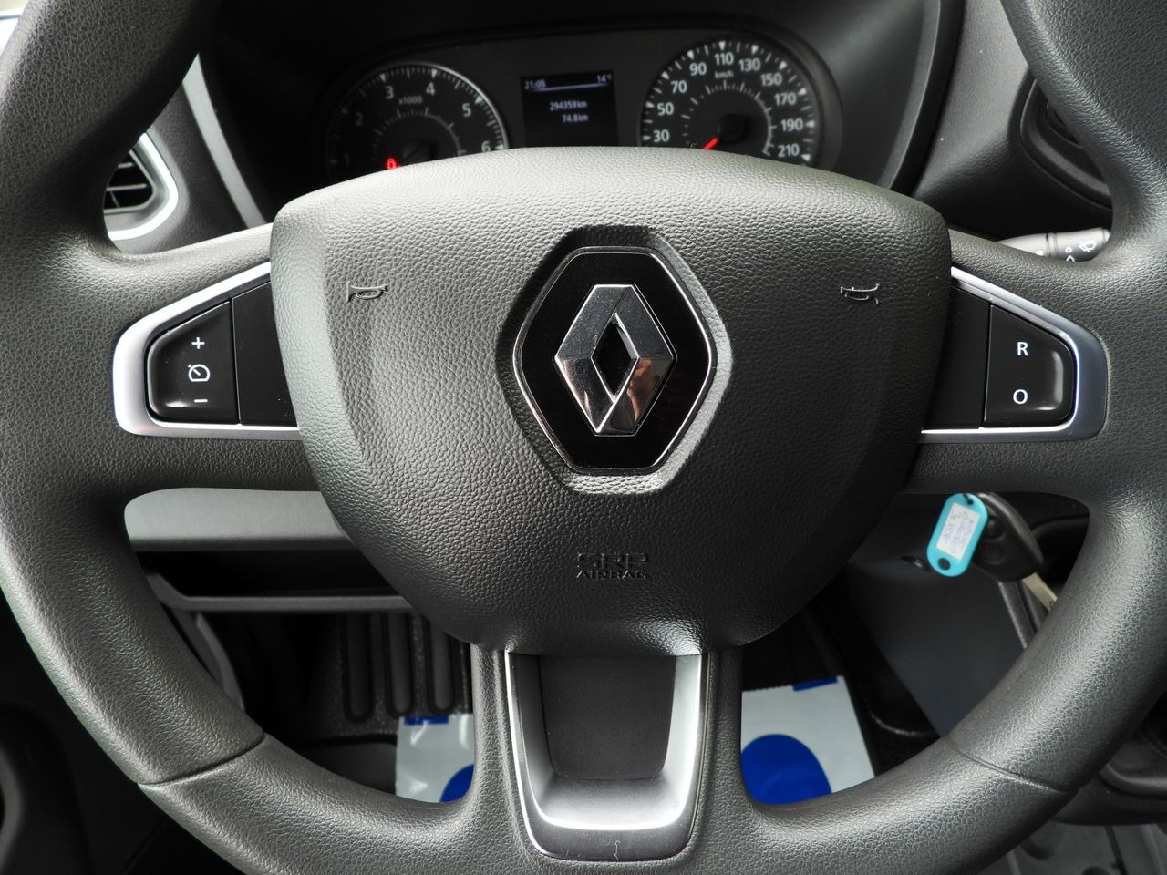 Utilitaire rideaux coulissants (PLSC) RENAULT MASTER TARPAULIN LIFT 9 PALLETS WEBASTO CRUISE CONTROL LED LIGHTS PNEUMATICS AIR CONDITIONING  165HP: photos 35