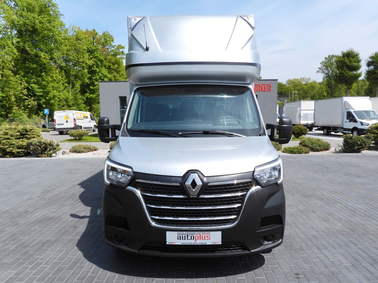 Renault MASTER PRITSCHE PLANE 10 PALETTEN WEBASTO A/C - Utilitaire rideaux coulissants (PLSC): photos 5 Renault MASTER PRITSCHE PLANE 10 PALETTEN WEBASTO A/C - Utilitaire rideaux coulissants (PLSC): photos 5