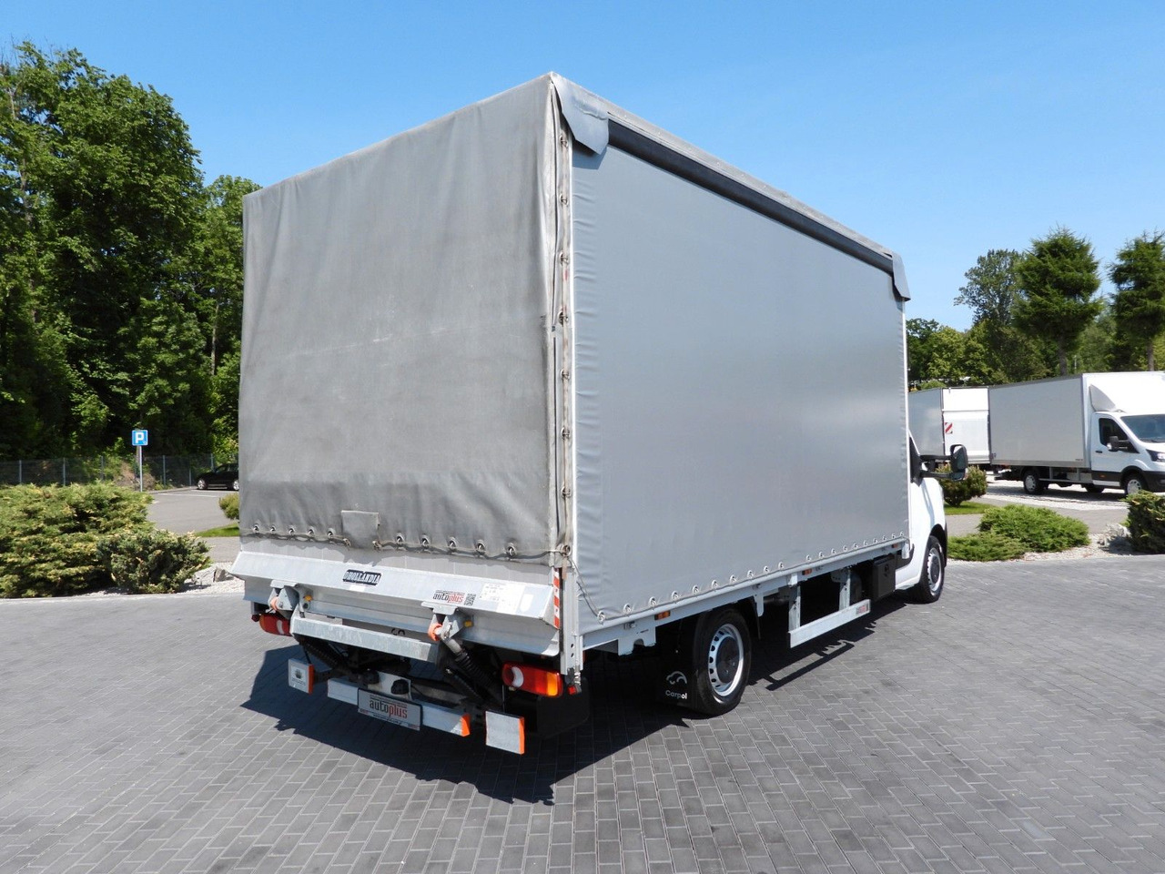 Renault MASTER PRITSCHE PLANE AUFZUG 10 PALETTEN WEBAST - Utilitaire rideaux coulissants (PLSC): photos 3 Renault MASTER PRITSCHE PLANE AUFZUG 10 PALETTEN WEBAST - Utilitaire rideaux coulissants (PLSC): photos 3