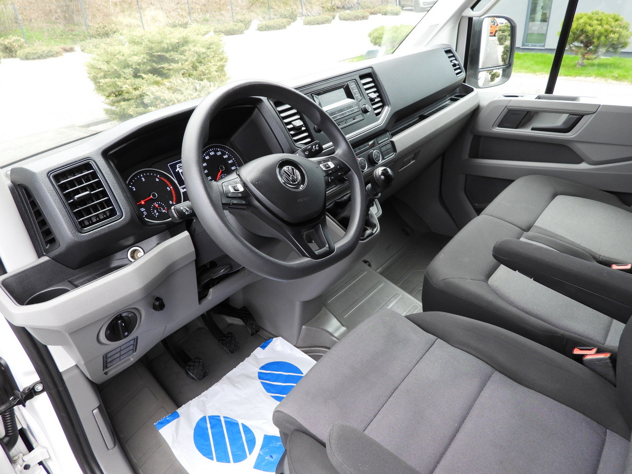 VOLKSWAGEN CRAFTER TARPAULIN 10 PALLETS WEBASTO CRUISE CONTROL LED LIGHTS 180HP - Utilitaire rideaux coulissants (PLSC): photos 2 VOLKSWAGEN CRAFTER TARPAULIN 10 PALLETS WEBASTO CRUISE CONTROL LED LIGHTS 180HP - Utilitaire rideaux coulissants (PLSC): photos 2