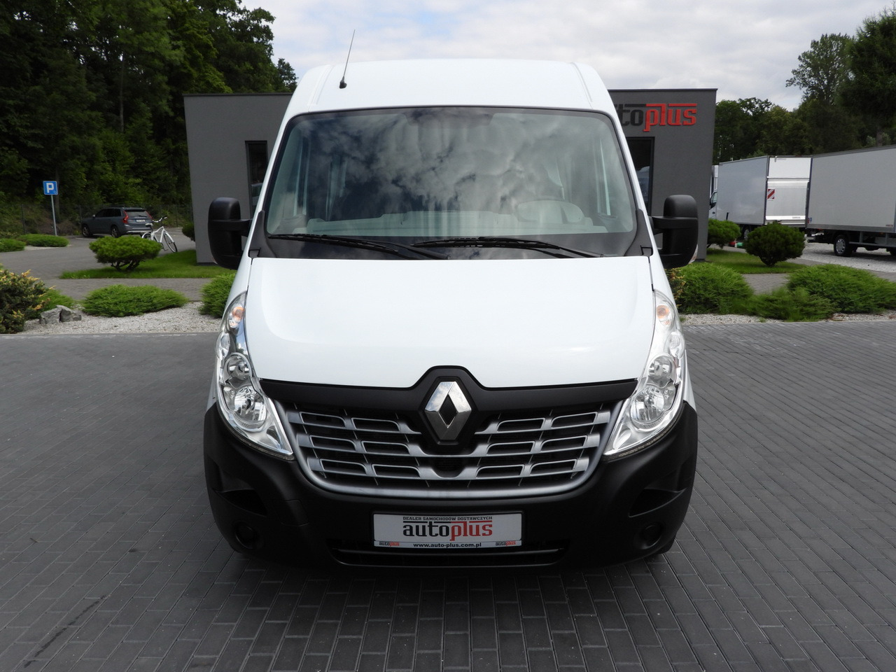 RENAULT MASTER CRUISE CONTROL AIR CONDITIONING 110HP - Véhicule utilitaire: photos 5 RENAULT MASTER CRUISE CONTROL AIR CONDITIONING 110HP - Véhicule utilitaire: photos 5