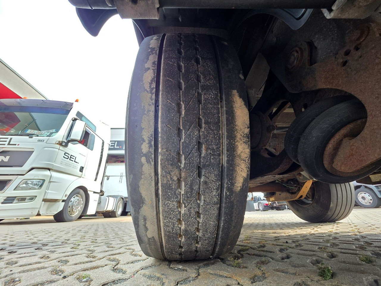 Camion à rideaux coulissants DAF XF 410 / ZF Intarder / Durchladezug: photos 29