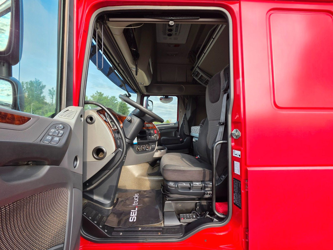 Camion à rideaux coulissants DAF XF 410 / ZF Intarder / Durchladezug: photos 12