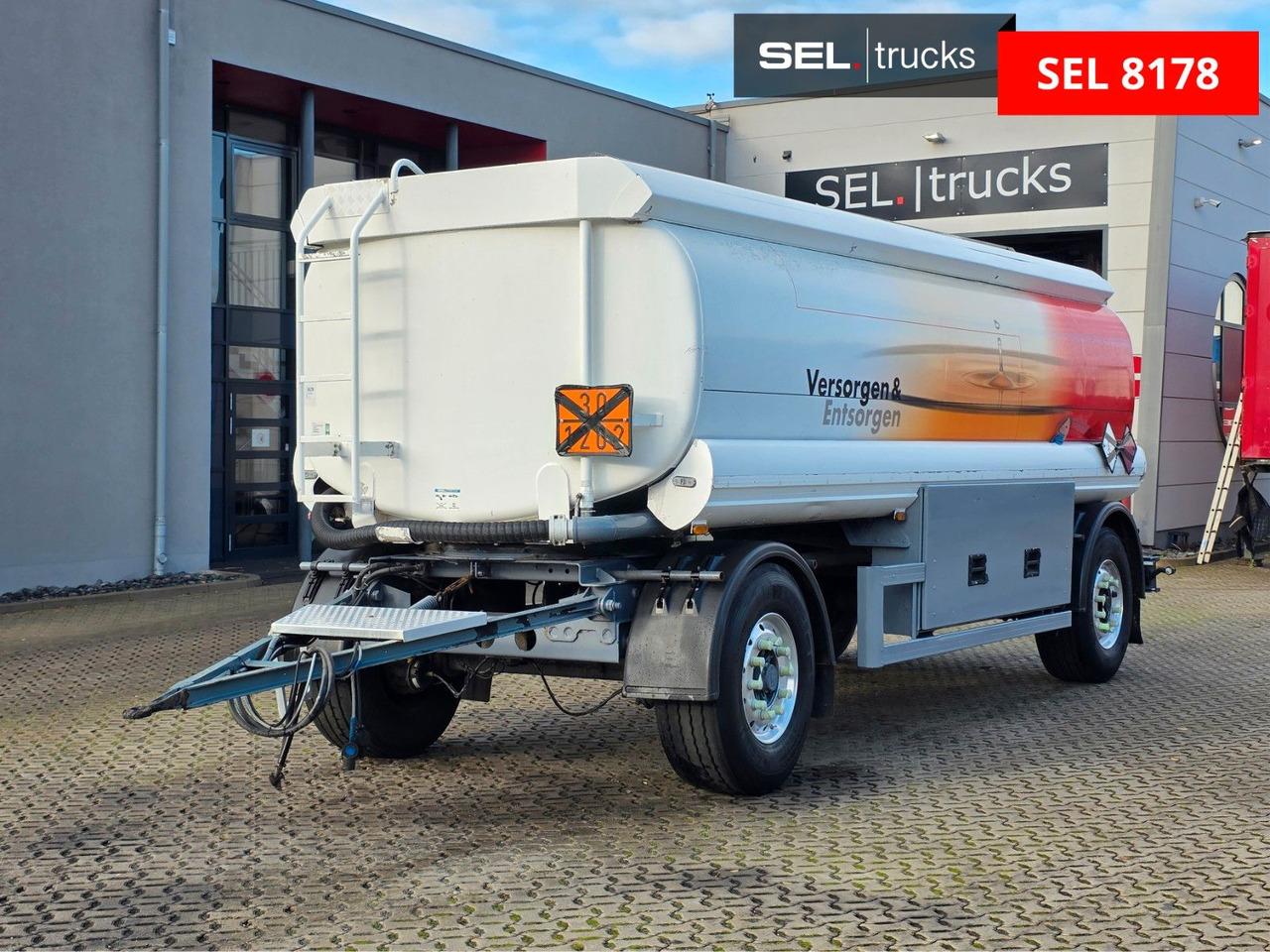 Esterer, Ulrich TA 18.186 /Alu-Felgen /ADR AT / - Remorque citerne: photos 1 Esterer, Ulrich TA 18.186 /Alu-Felgen /ADR AT / - Remorque citerne: photos 1