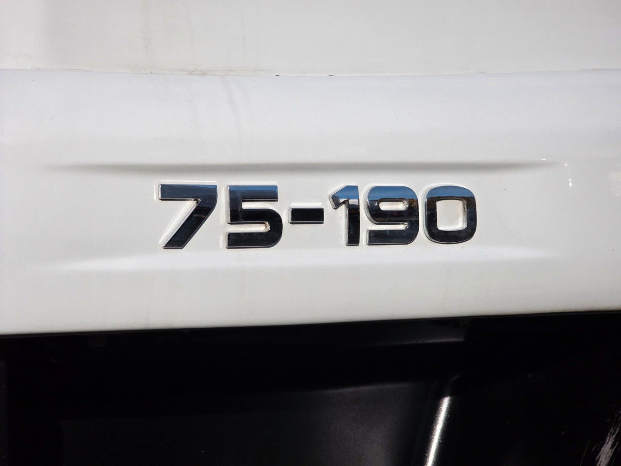 Fourgon grand volume Iveco Eurocargo 75-190 / Ladebordwand / 6D: photos 28 Fourgon grand volume Iveco Eurocargo 75-190 / Ladebordwand / 6D: photos 28