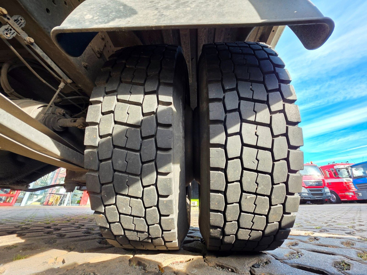 Fourgon grand volume Iveco Eurocargo 75-190 / Ladebordwand / 6D: photos 49 Fourgon grand volume Iveco Eurocargo 75-190 / Ladebordwand / 6D: photos 49