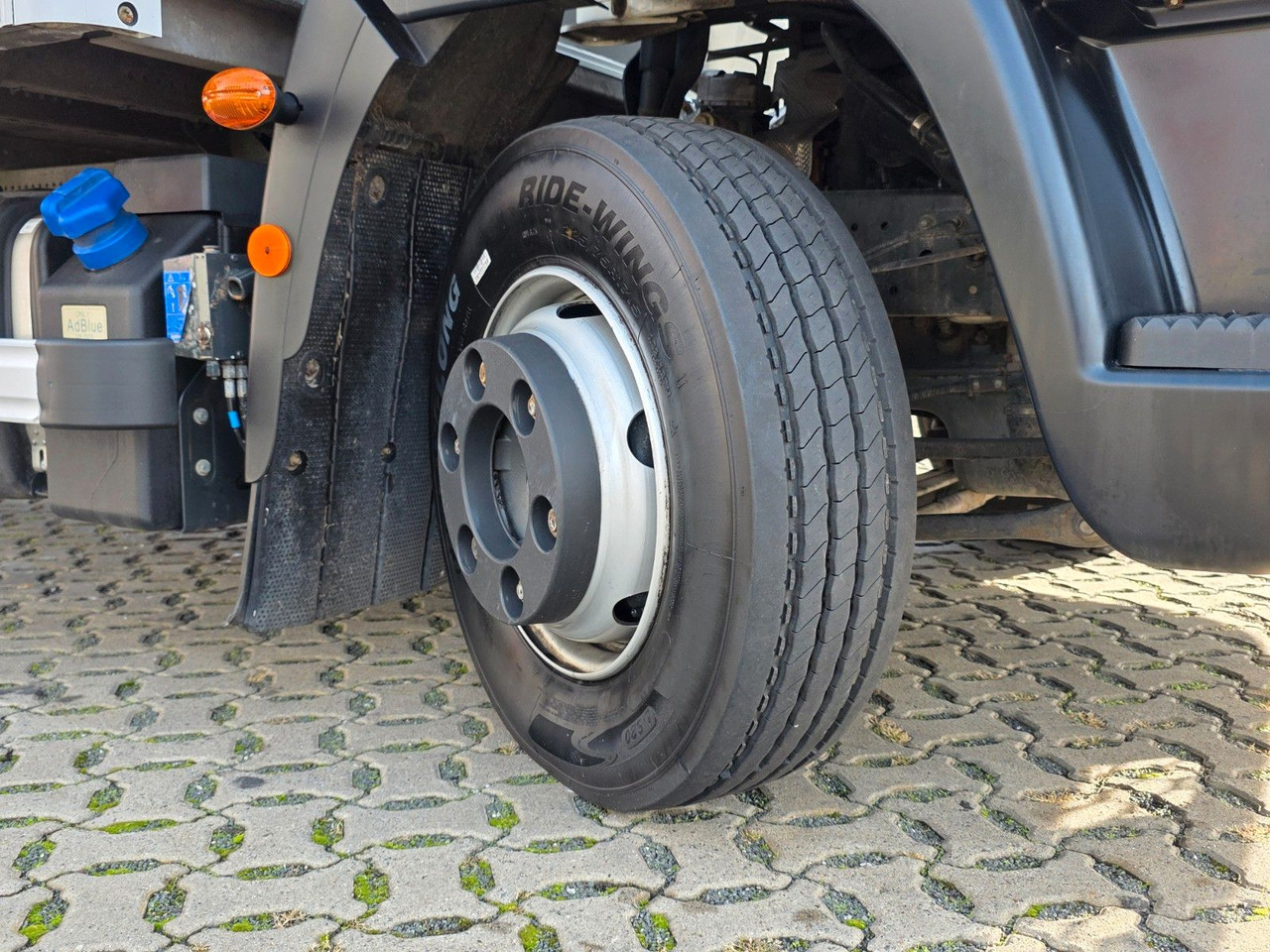 Fourgon grand volume Iveco Eurocargo 75-190 / Ladebordwand / 6D: photos 48 Fourgon grand volume Iveco Eurocargo 75-190 / Ladebordwand / 6D: photos 48