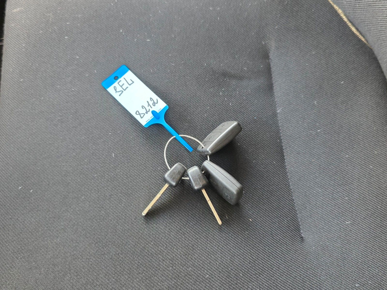 Fourgon grand volume Iveco Eurocargo 75-190 / Ladebordwand / 6D: photos 44 Fourgon grand volume Iveco Eurocargo 75-190 / Ladebordwand / 6D: photos 44