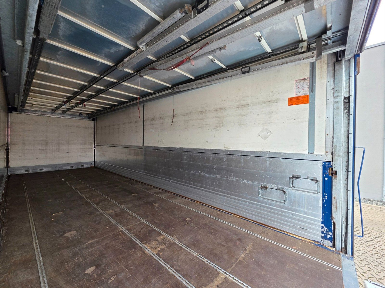 Camion pour le transport de boissons Iveco Stralis 420 / Ldbw  / Lenkachse / Liftachse: photos 16 Camion pour le transport de boissons Iveco Stralis 420 / Ldbw  / Lenkachse / Liftachse: photos 16