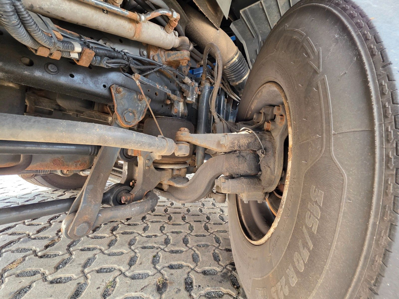 Camion pour le transport de boissons Iveco Stralis 420 / Ldbw  / Lenkachse / Liftachse: photos 38 Camion pour le transport de boissons Iveco Stralis 420 / Ldbw  / Lenkachse / Liftachse: photos 38