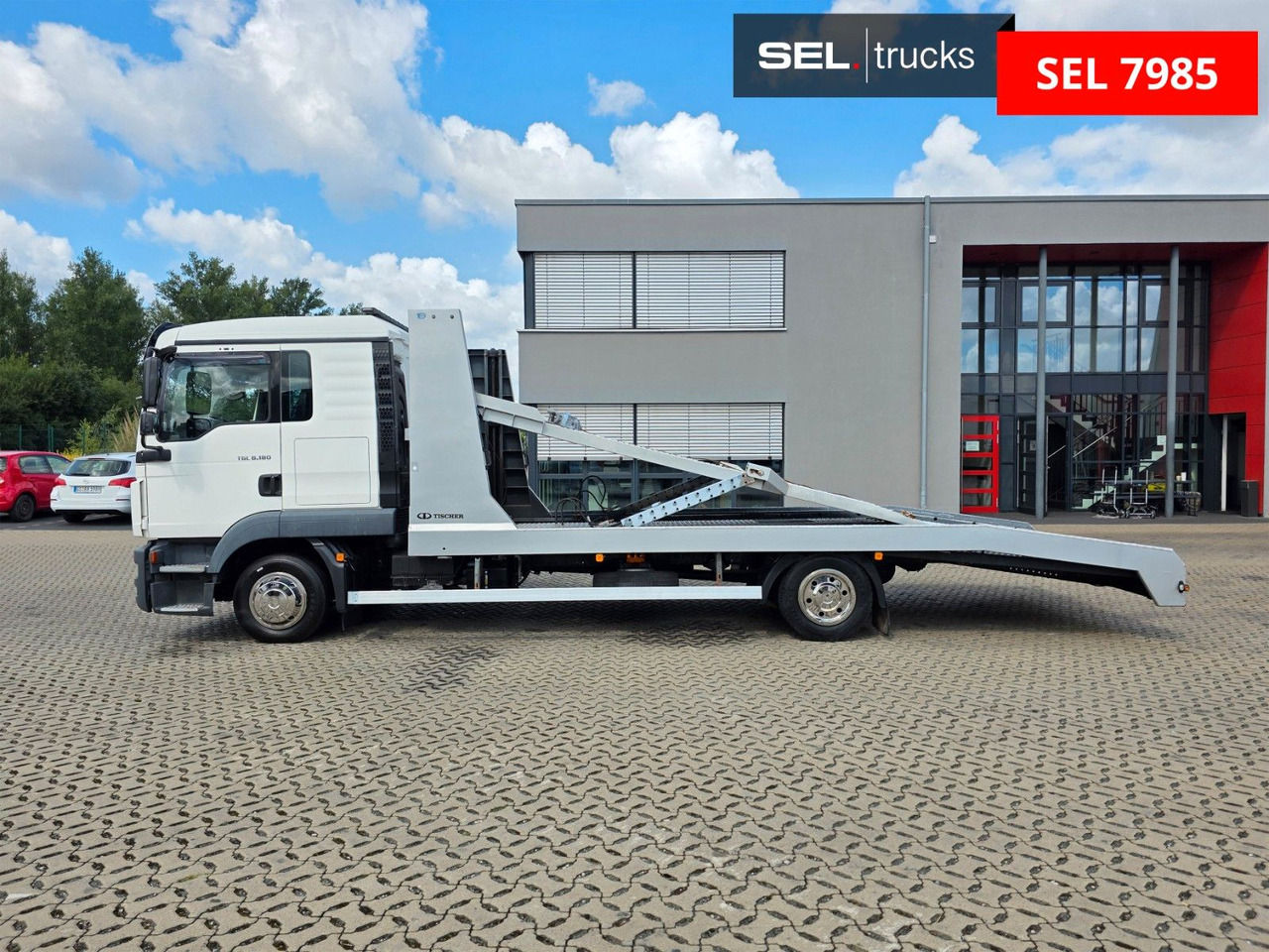 Remorqueuse MAN TGL 8.180 4X2 BL: photos 8 Remorqueuse MAN TGL 8.180 4X2 BL: photos 8