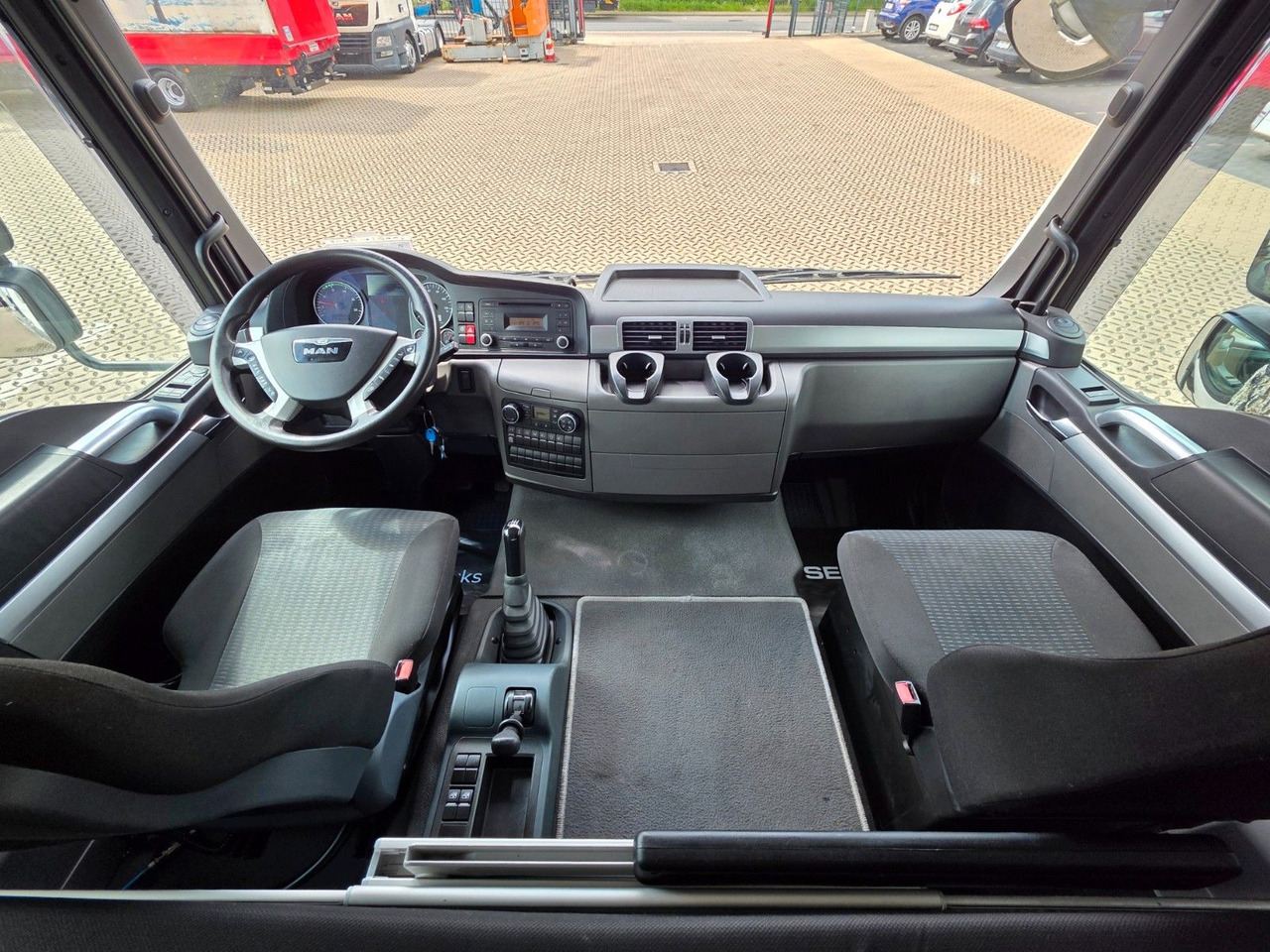 Remorqueuse MAN TGL 8.180 4X2 BL: photos 21 Remorqueuse MAN TGL 8.180 4X2 BL: photos 21