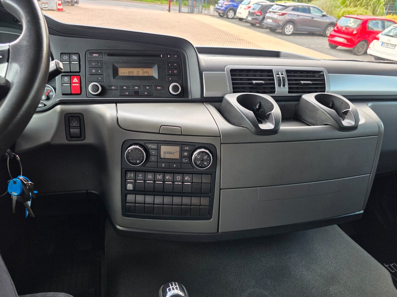 Remorqueuse MAN TGL 8.180 4X2 BL: photos 24 Remorqueuse MAN TGL 8.180 4X2 BL: photos 24