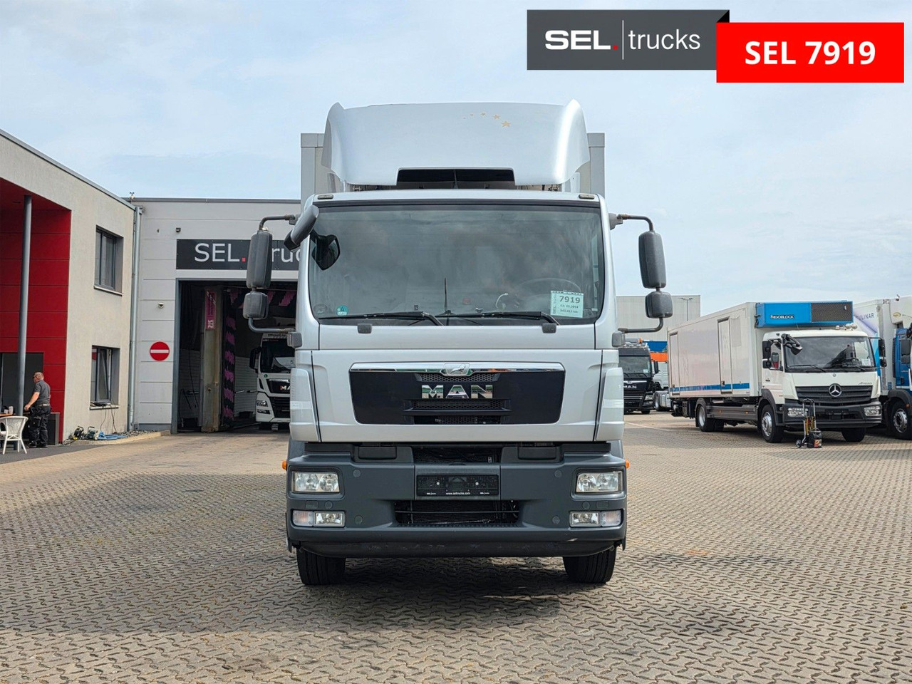 MAN TGM 18.290 4X2 LL / Ldbw / Carrier / 8,16m - Camion frigorifique: photos 2 MAN TGM 18.290 4X2 LL / Ldbw / Carrier / 8,16m - Camion frigorifique: photos 2