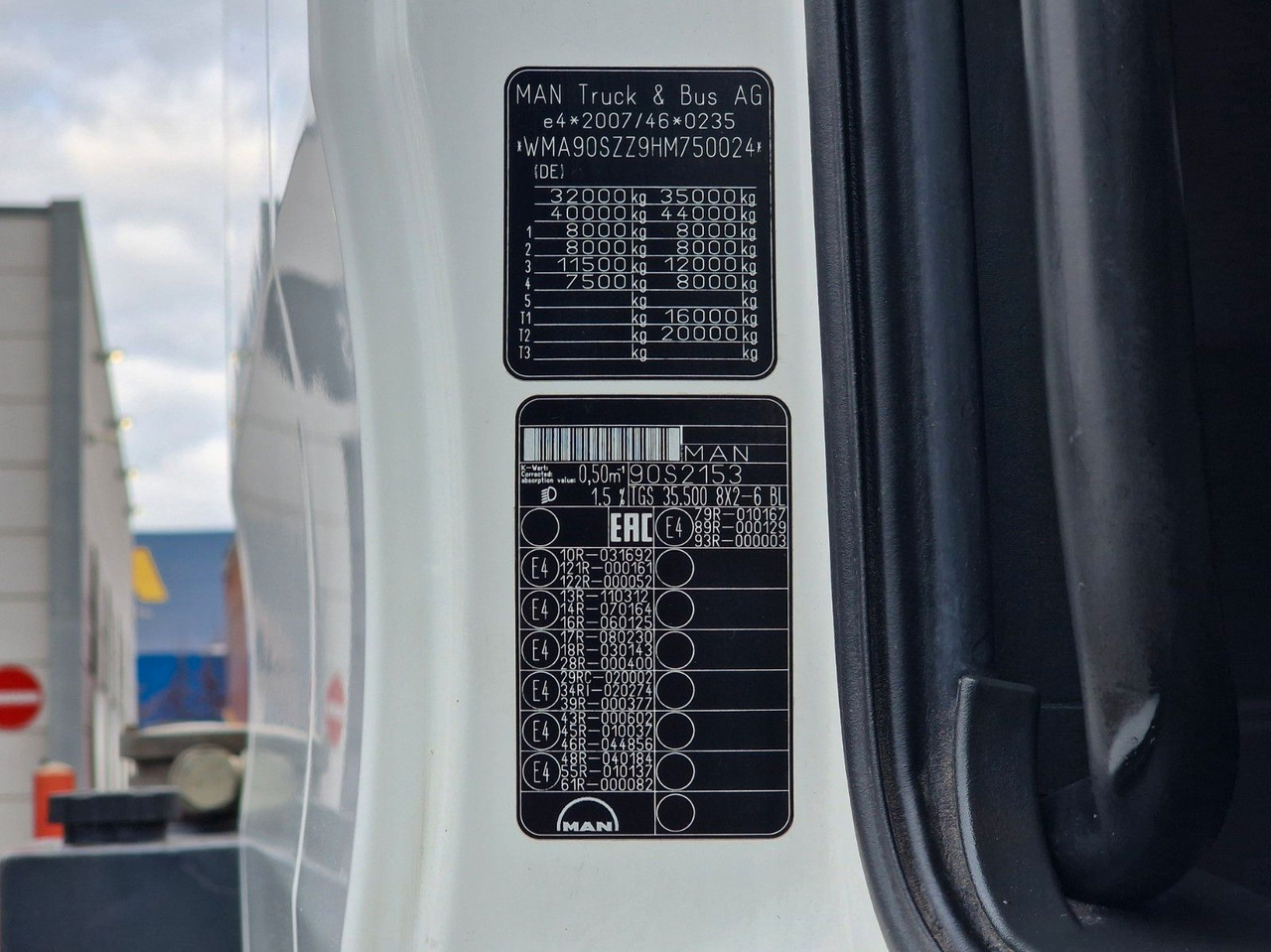 Camion benne MAN TGS 35.500.8X2-6 BL / Silosteller / Lenkachse: photos 14