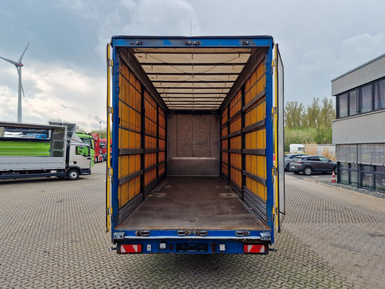 Camion à rideaux coulissants MAN TGX 18.440 4X2 LL-U /Intarder/Hubdach/Durchlade: photos 29