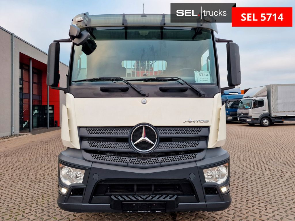 Mercedes-Benz Antos 1832 / MKG Kran Mercedes-Benz Antos 1832 / MKG Kran - Camion plateau, Camion grue: photos 3 Mercedes-Benz Antos 1832 / MKG Kran Mercedes-Benz Antos 1832 / MKG Kran - Camion plateau, Camion grue: photos 3