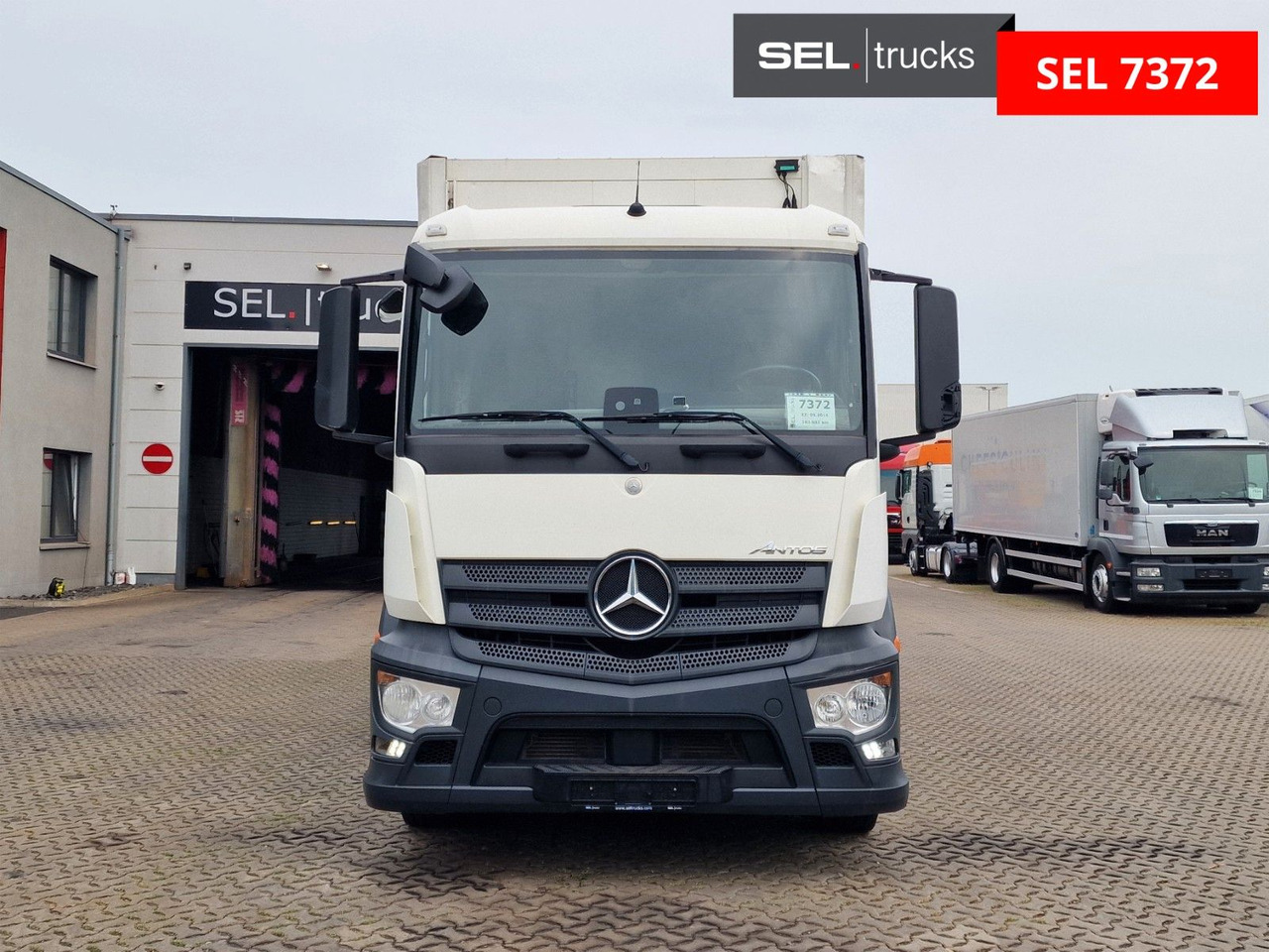 Mercedes-Benz Antos 2540 / Ladebordwand / Lenkachse /Liftachse - Camion fourgon: photos 3 Mercedes-Benz Antos 2540 / Ladebordwand / Lenkachse /Liftachse - Camion fourgon: photos 3