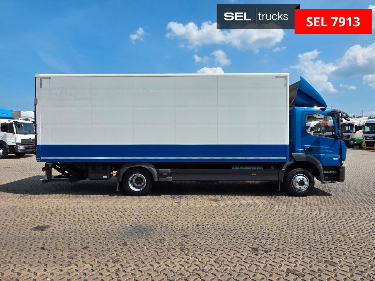 Mercedes-Benz Atego 1221 / Ladebordwand - Camion fourgon: photos 4 Mercedes-Benz Atego 1221 / Ladebordwand - Camion fourgon: photos 4