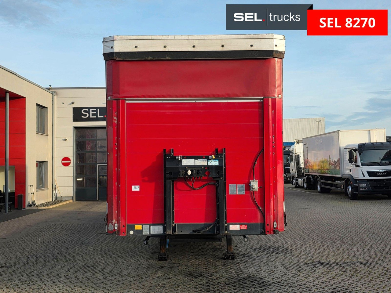 Schwarzmüller SJ / Liftachse - Semi-remorque pour le transport de boissons: photos 2 Schwarzmüller SJ / Liftachse - Semi-remorque pour le transport de boissons: photos 2