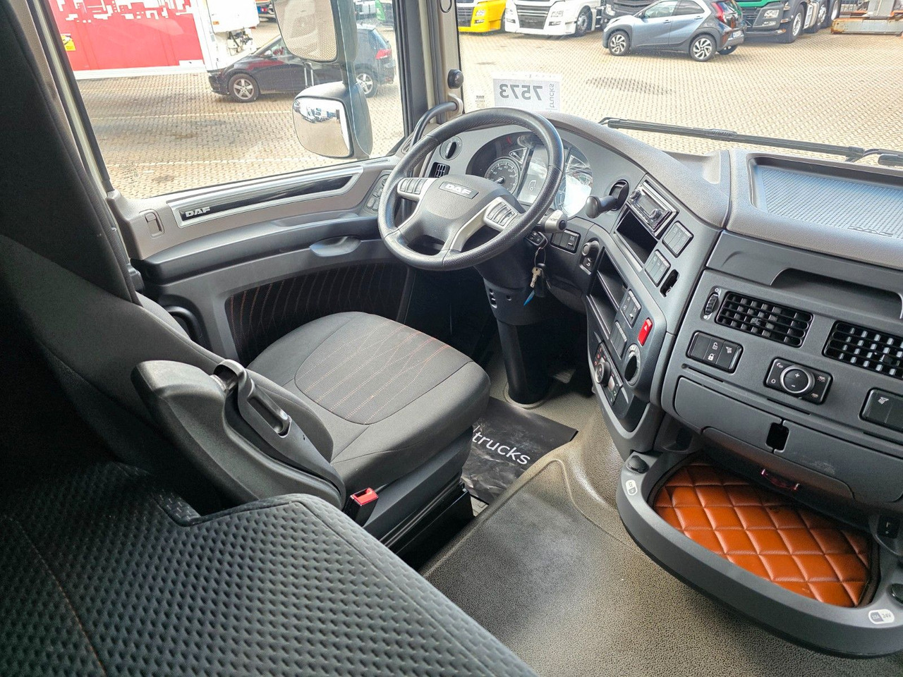 Tracteur routier DAF XF 530 FT / ZF Intarder / Standklimaanlage / 6D: photos 22