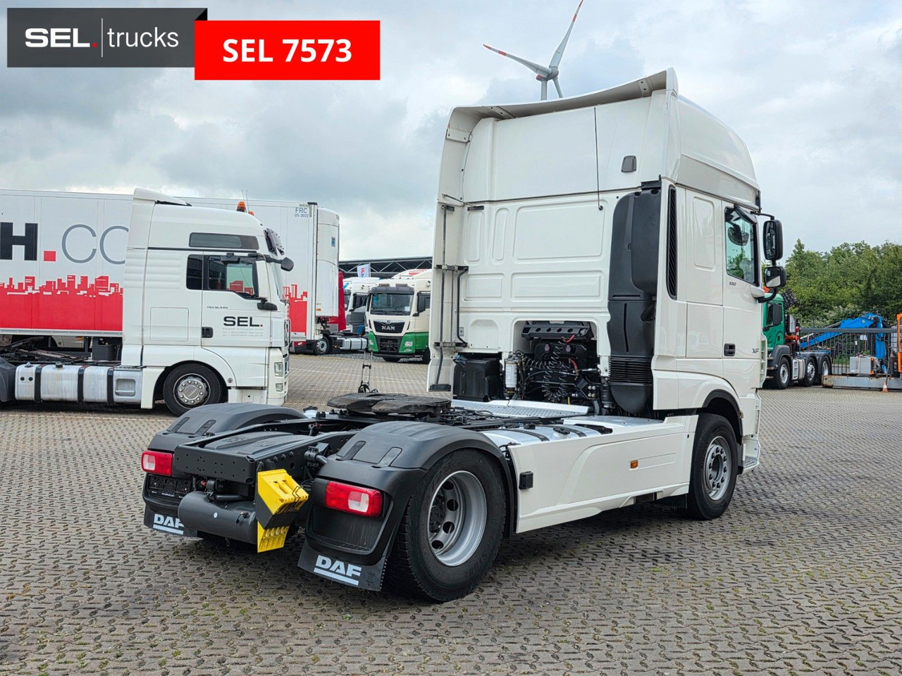 DAF XF 530 FT / ZF Intarder / Standklimaanlage / 6D - Tracteur routier: photos 5 DAF XF 530 FT / ZF Intarder / Standklimaanlage / 6D - Tracteur routier: photos 5