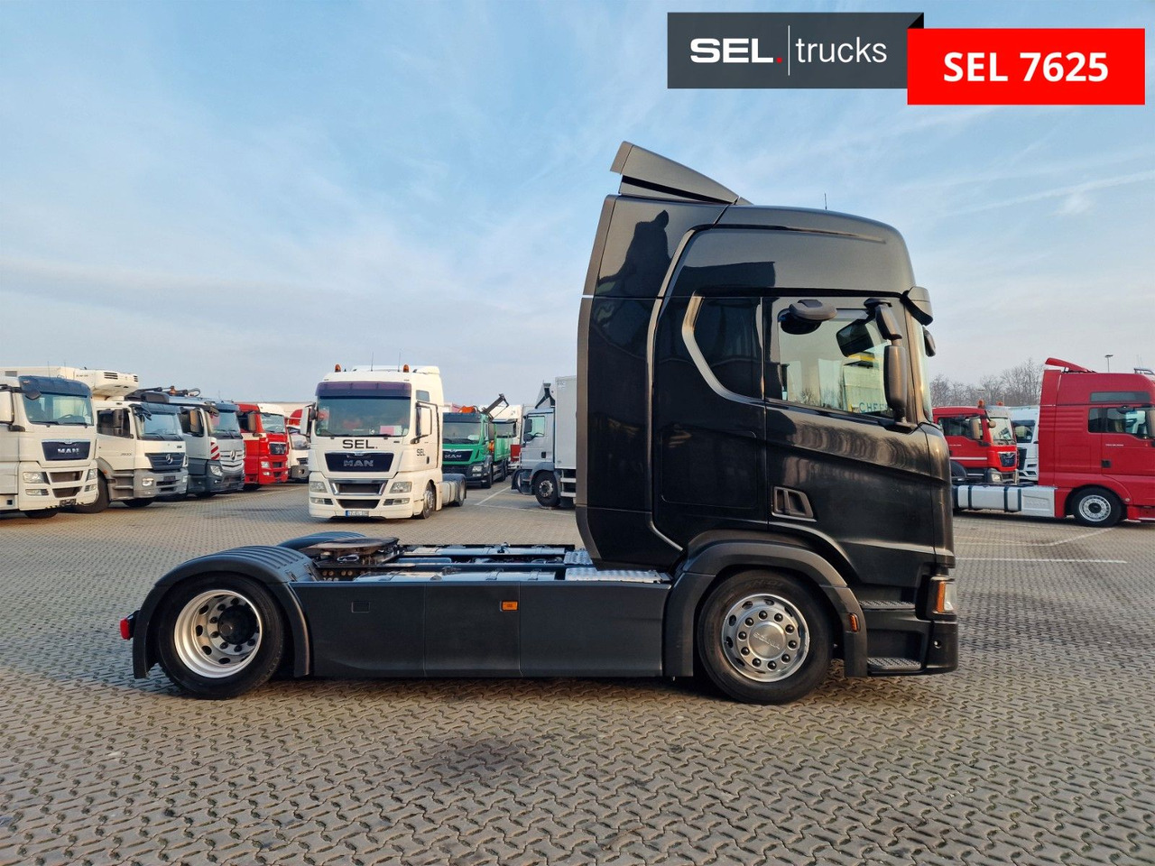 Scania R450 A4x2EB / Retarder / Standklima / Euro 6D - Tracteur routier: photos 4 Scania R450 A4x2EB / Retarder / Standklima / Euro 6D - Tracteur routier: photos 4