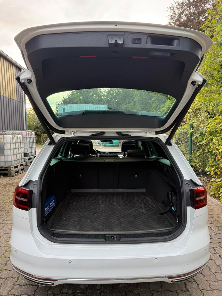 Volkswagen Passat Variant Highline BMT/Start-Stopp - Voiture break: photos 4 Volkswagen Passat Variant Highline BMT/Start-Stopp - Voiture break: photos 4