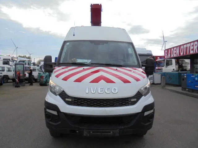 Iveco Daily 70 70C17 - Camion: photos 2 Iveco Daily 70 70C17 - Camion: photos 2