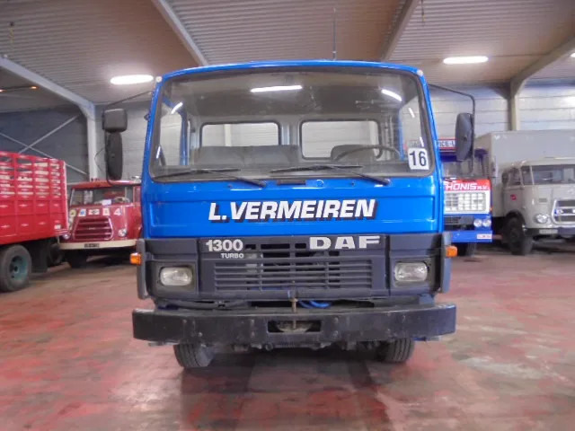DAF 1300 DNTD - Camion plateau: photos 2 DAF 1300 DNTD - Camion plateau: photos 2