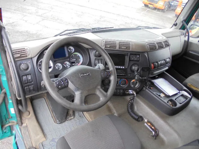 Camion plateau, Camion grue DAF FAD 85-460 8X4: photos 6