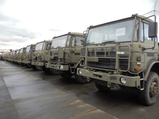 DAF YA 4X4 - Camion plateau: photos 1 DAF YA 4X4 - Camion plateau: photos 1