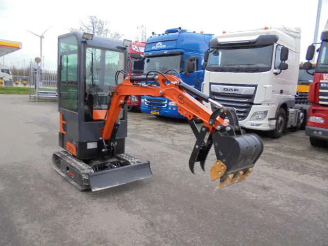 FF Industrial QH - 16 NEW - Mini pelle: photos 2 FF Industrial QH - 16 NEW - Mini pelle: photos 2