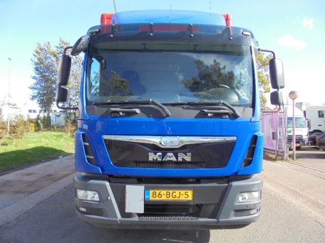 MAN TGM 12.250 NL TRUCK - Camion fourgon: photos 2 MAN TGM 12.250 NL TRUCK - Camion fourgon: photos 2