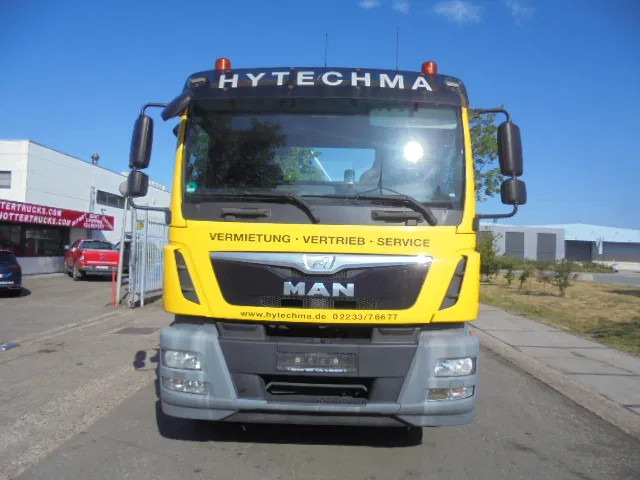 MAN TGM 18.340 - Camion porte-voitures: photos 2 MAN TGM 18.340 - Camion porte-voitures: photos 2