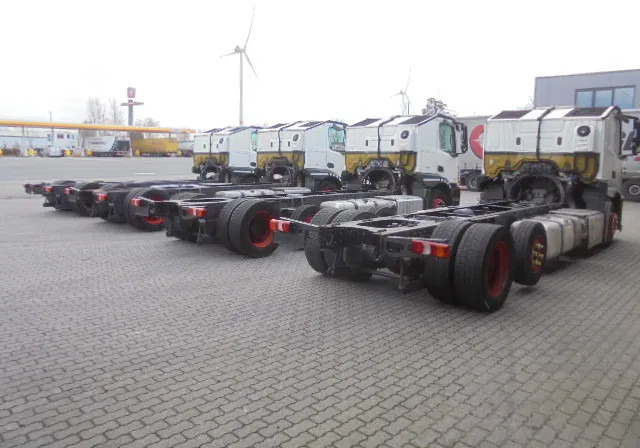 Mercedes-Benz ACTROS 2340 LL 6X2 KASSBOHRER - Camion porte-voitures: photos 4 Mercedes-Benz ACTROS 2340 LL 6X2 KASSBOHRER - Camion porte-voitures: photos 4
