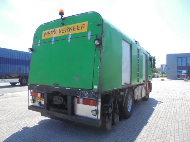Mercedes-Benz Actros 1831 1831 Bitumensprayer - Camion citerne: photos 5 Mercedes-Benz Actros 1831 1831 Bitumensprayer - Camion citerne: photos 5